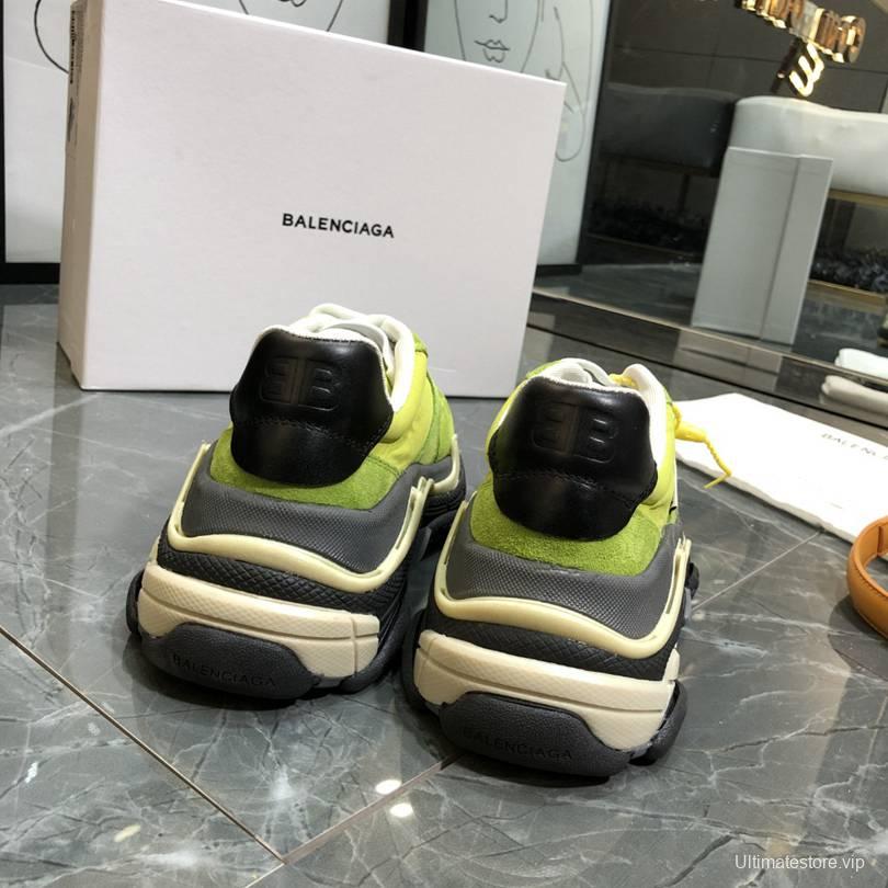 Men/Women Balenciaga Triple S 2.0 Sneaker Green Item 6380340