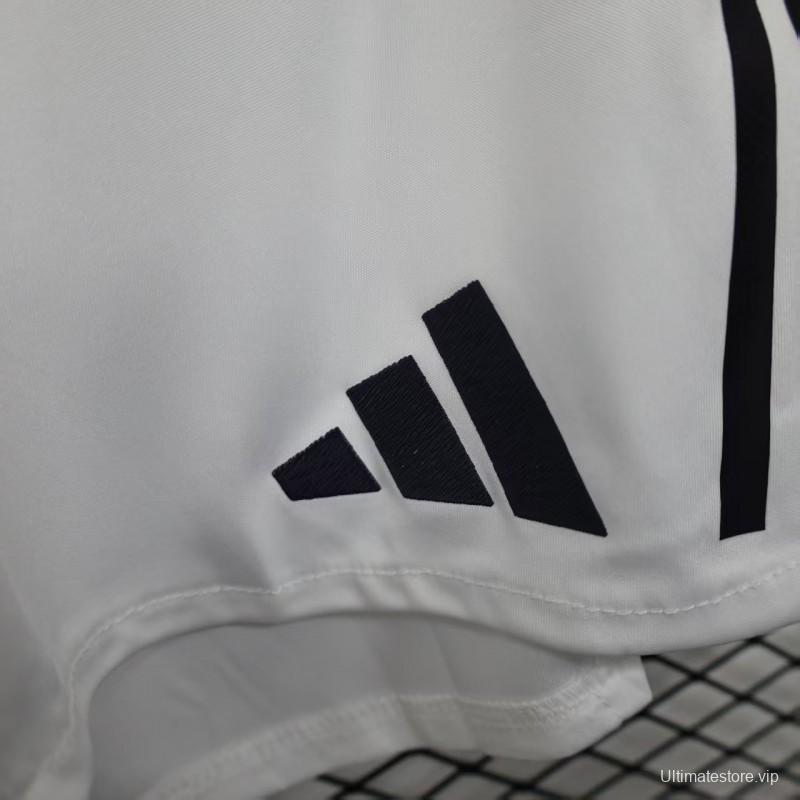 Player Version 25/26 Manchester United Home Shorts