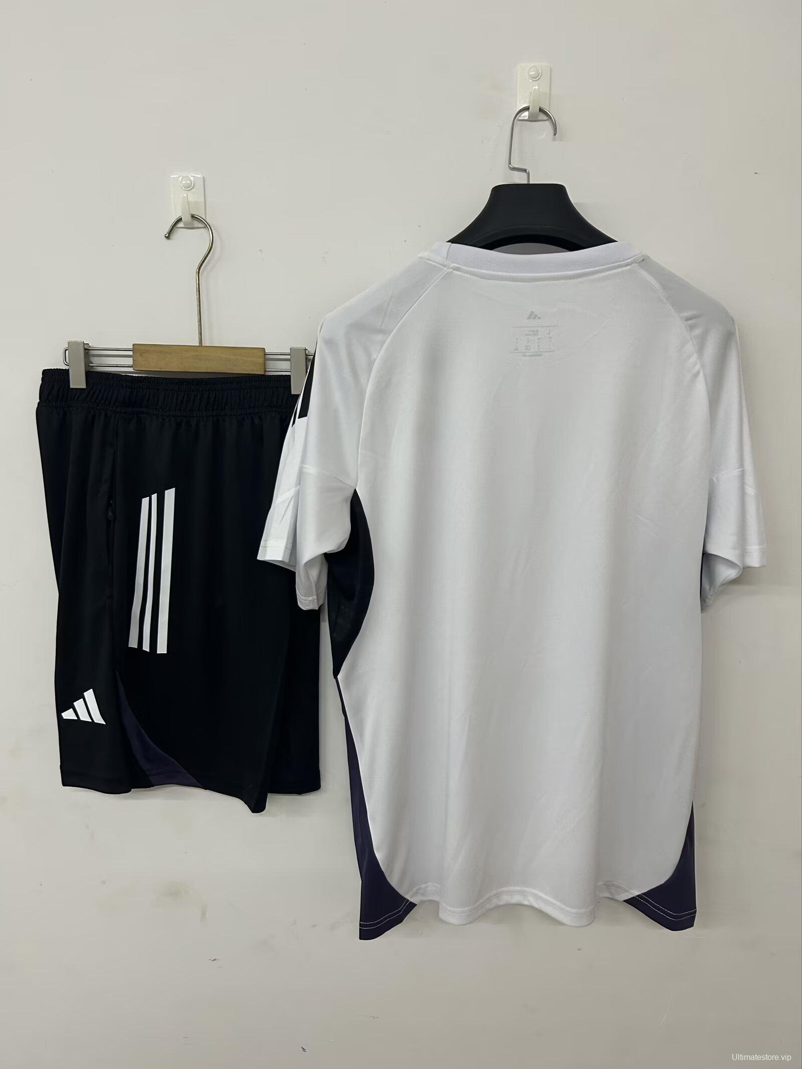 25/26 Manchester United Pre-Match Training Jersey White+ Shorts