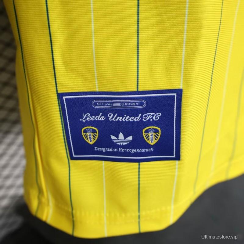 Player Version 25/26 Leeds United Retro Home Yellow with Vertical Stripe Pattern Jersey