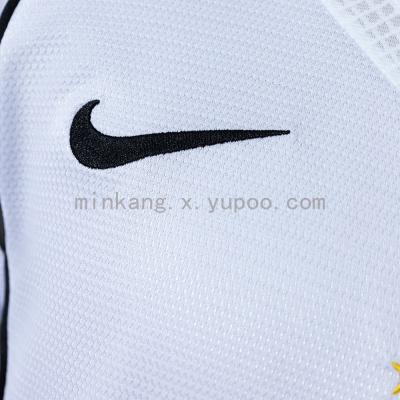 05/06 Corinthians Home - Retro Jersey